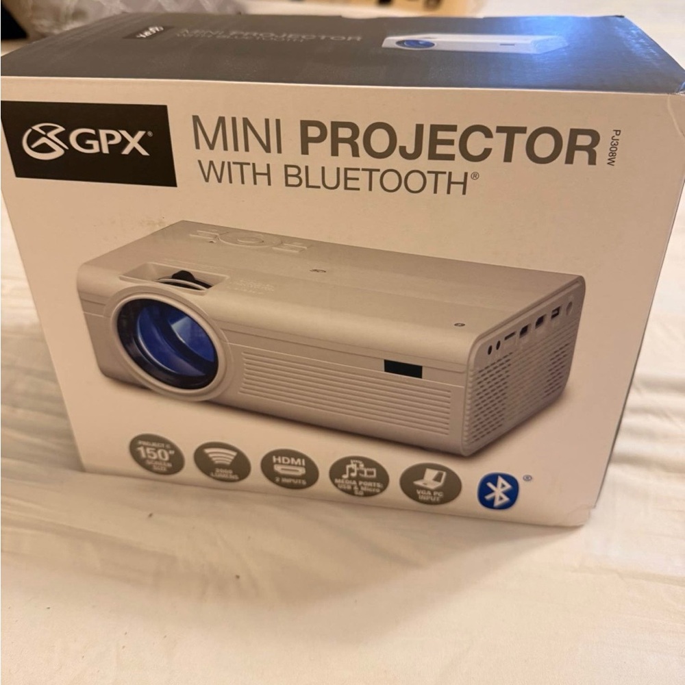 GPX Mini Projector with Bluetooth - White